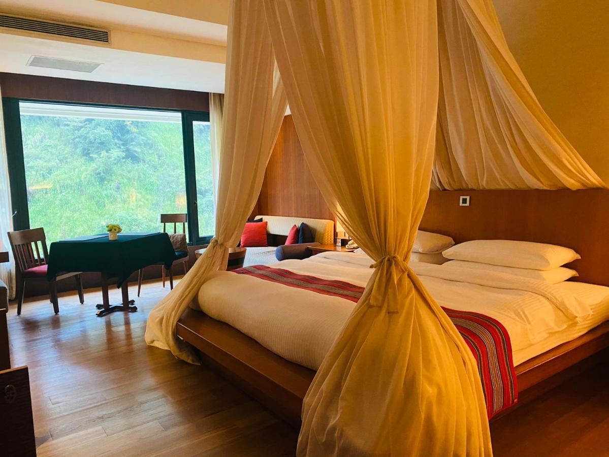 Volando Urai Spring Spa & Resort Вулай Екстериор снимка